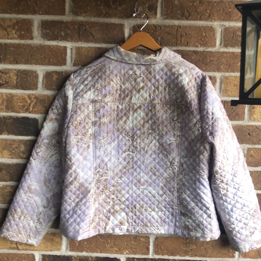 Chico's size 3 Lavender and Tan Quilted Jacket - Picture 6 of 7